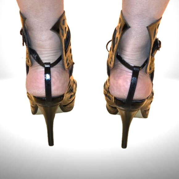 Jimmy Choo Patent Leather Gladiator Sandals Size: 37 - New - Picture 12 of 14